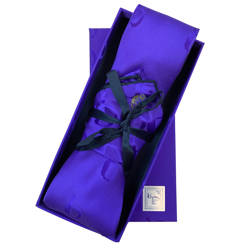 Limited Edition Special Silk Jacquard Bijan "b" Tie Set