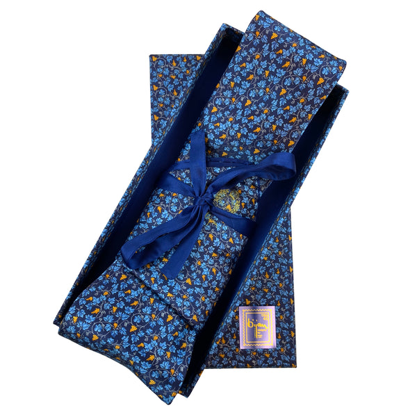Bijan Blue Print Pure Silk Tie Set