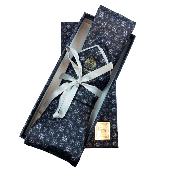 Bijan Pure Silk Tie Set