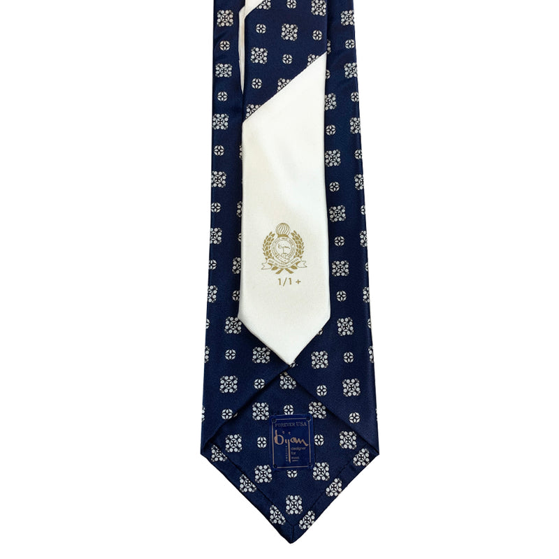 Bijan Pure Silk Tie Set